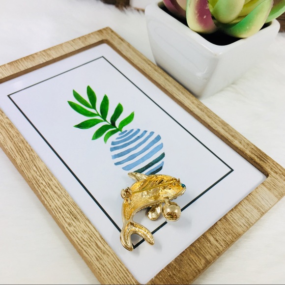 Only ships with $15 orders. Blue Dolphin Brooch - Picture 3 of 6